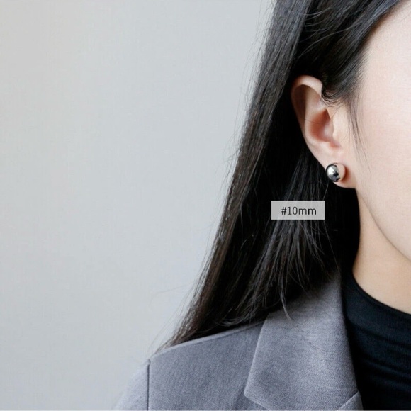 💗 Silver Bead Ball Stud Earrings 10mm NEW - Picture 5 of 7